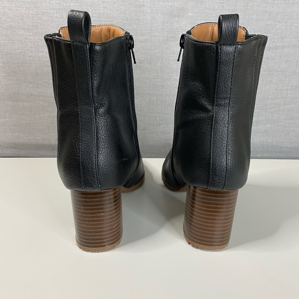 Maurices Alexa Black Pull On Lug Ankle Boot With Side Zip Size 11 Style # 155555 - Picture 8 of 8